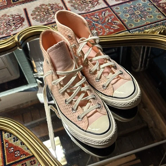 Pink converse size 7 woman - Picture 2 of 6